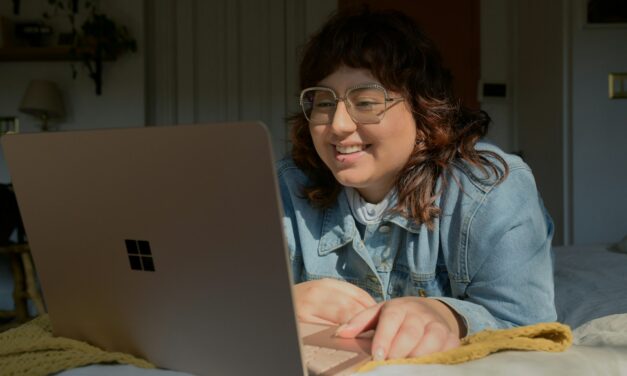 Salaire net AESH 24h 2024 : tout ce qu&rsquo;il faut savoir